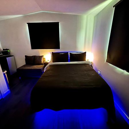 Your Downtown Cozy Studio With Backyard Unit C Phoenix Bagian luar foto