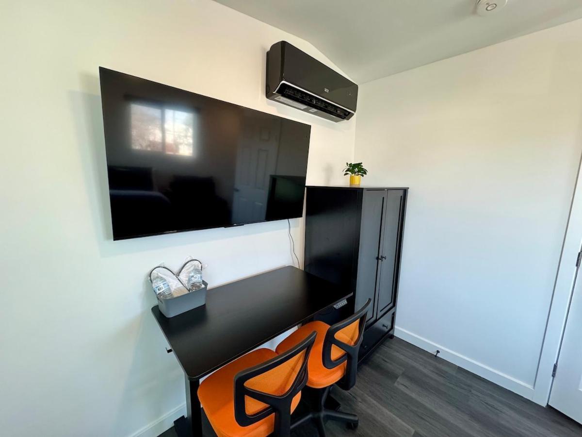 Your Downtown Cozy Studio With Backyard Unit C Phoenix Bagian luar foto