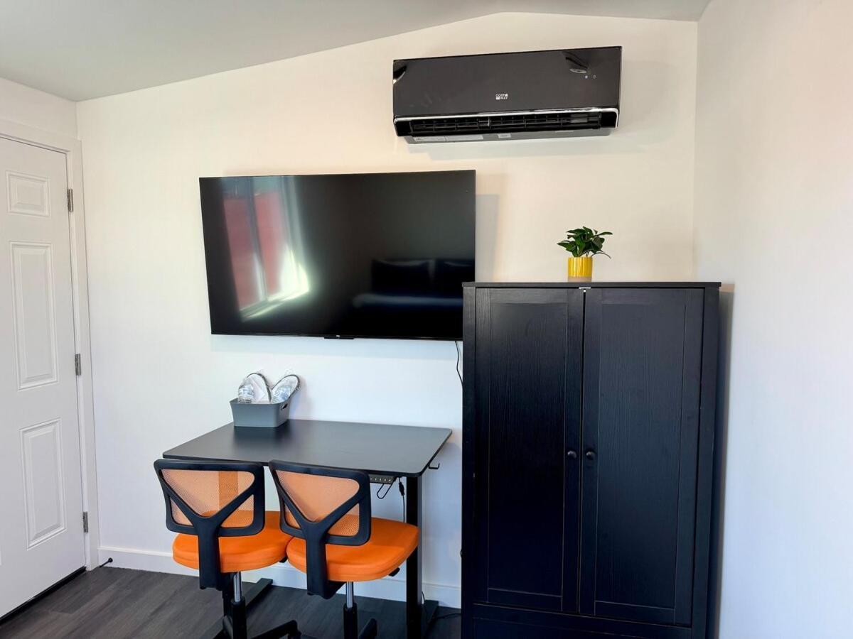 Your Downtown Cozy Studio With Backyard Unit C Phoenix Bagian luar foto