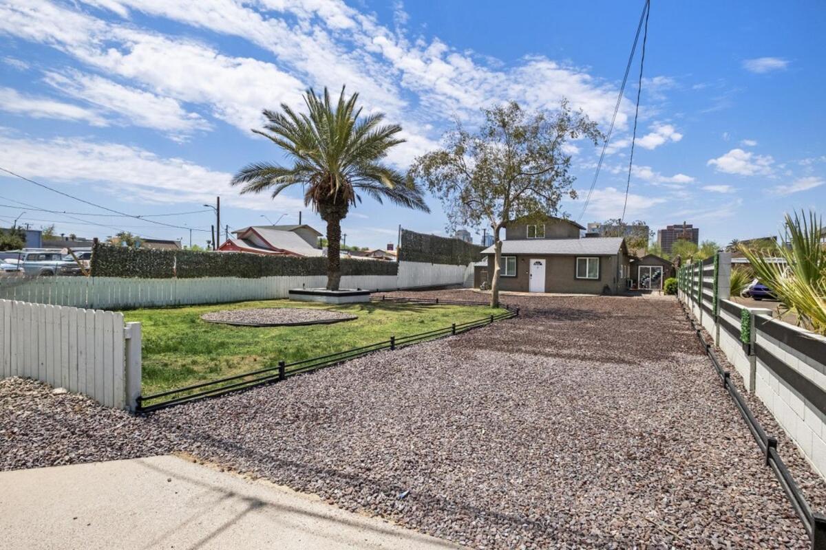 Your Downtown Cozy Studio With Backyard Unit C Phoenix Bagian luar foto