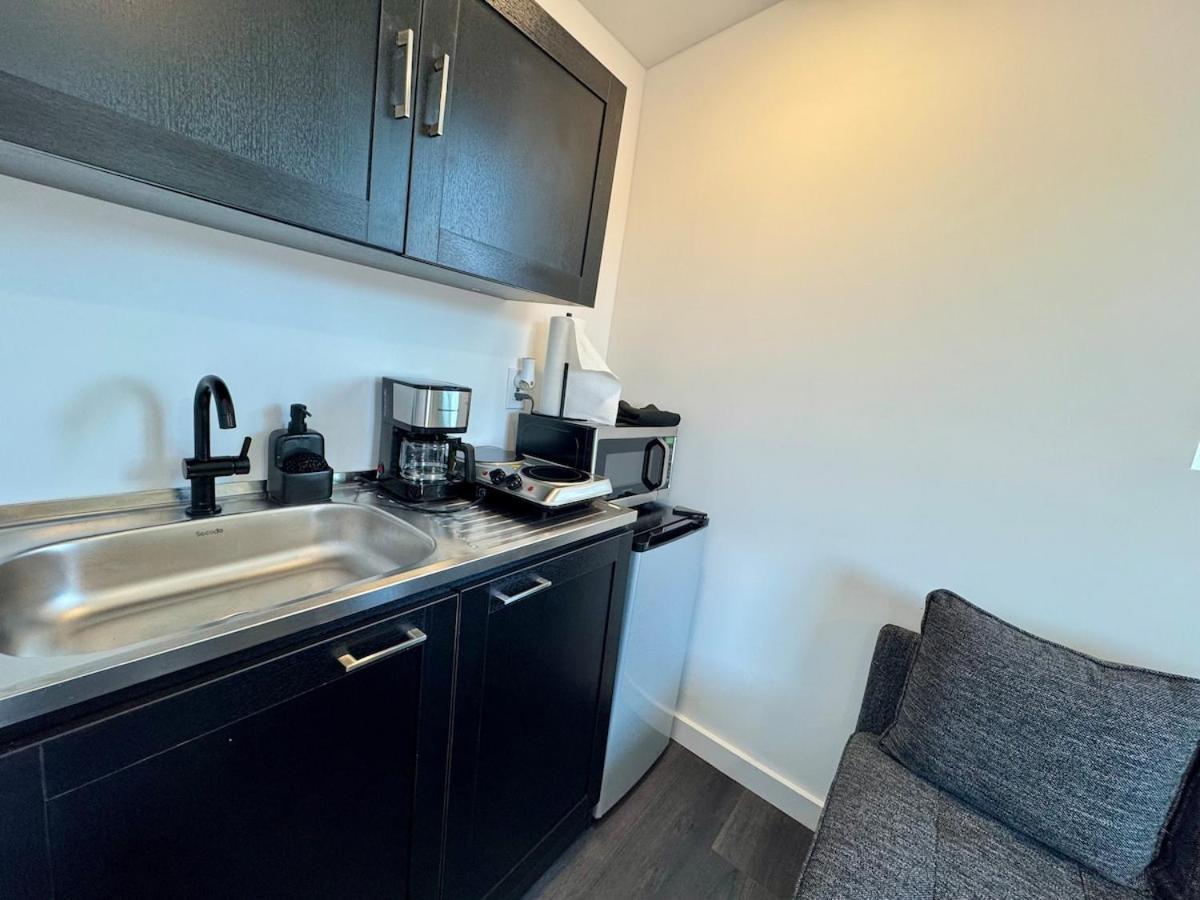 Your Downtown Cozy Studio With Backyard Unit C Phoenix Bagian luar foto